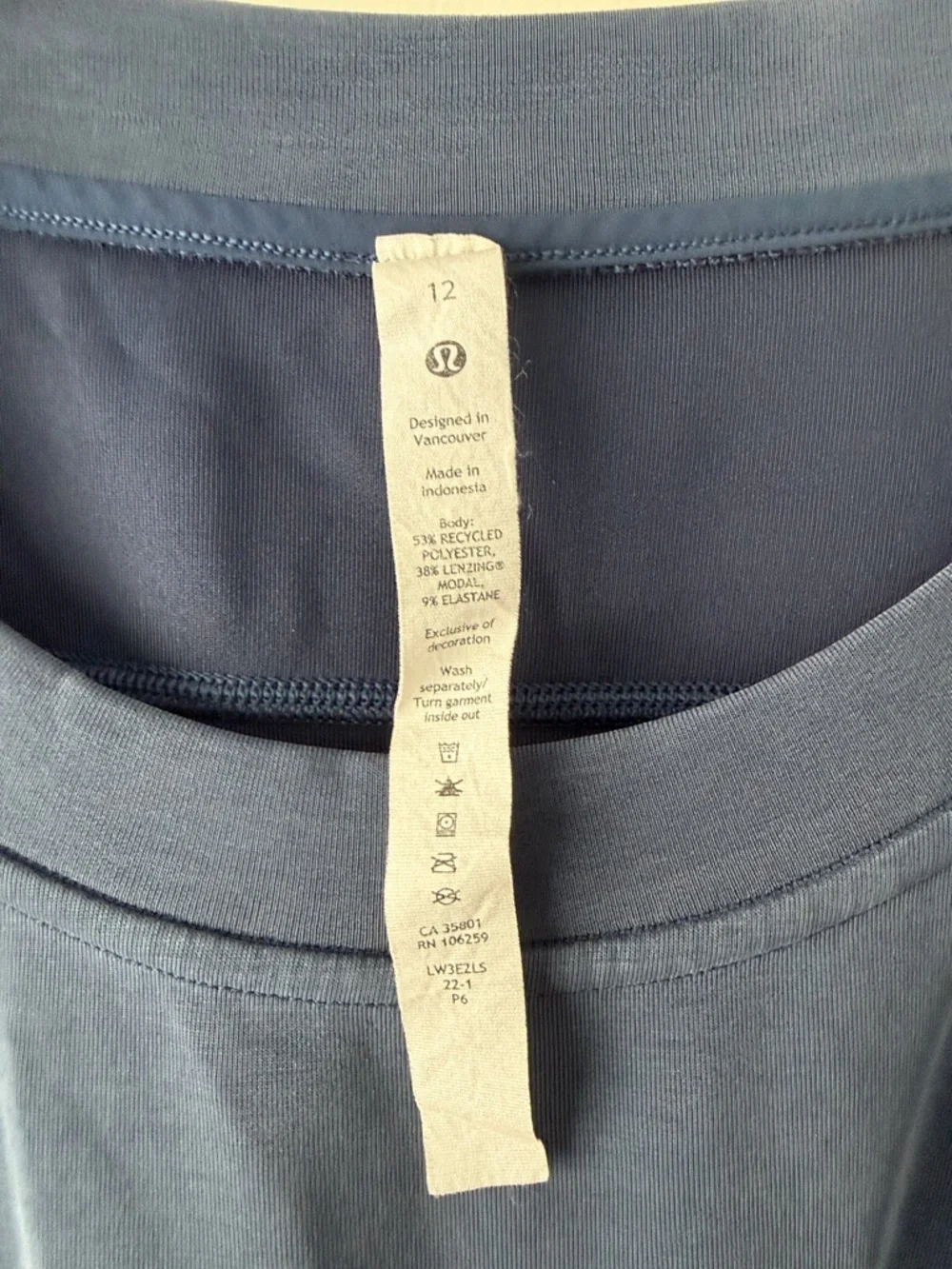 Lululemon Softstreme Perfectly Oversized Crop‎ Crew Sweatshirt 12 Blue T07